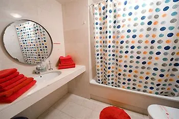 Ausias Marc Apartment location